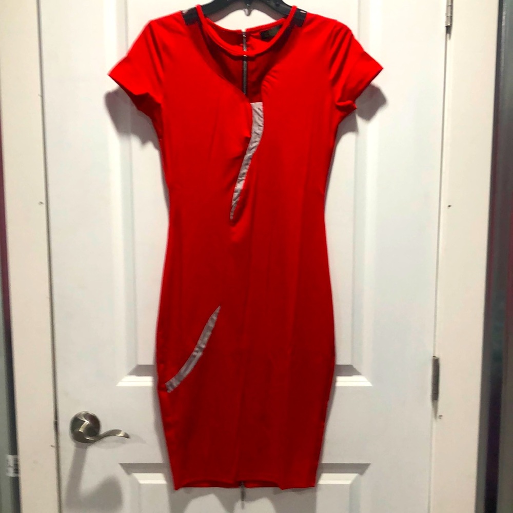 Short sleeve zip up the back dress